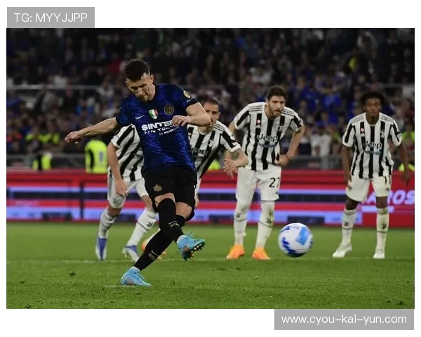 米兰后排插上形成数量优势，雷纳托前插时机精准