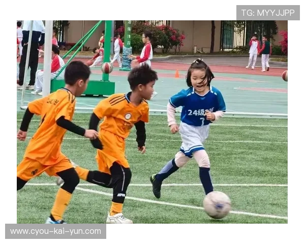 足球运动普及推广，校园新赛季火热开赛，足球推广学校